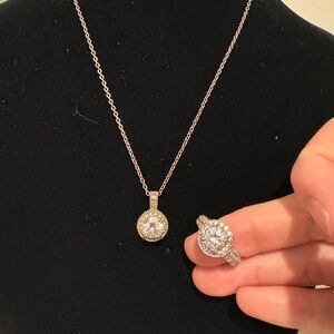 Elegant Silver Necklace and Ring Set